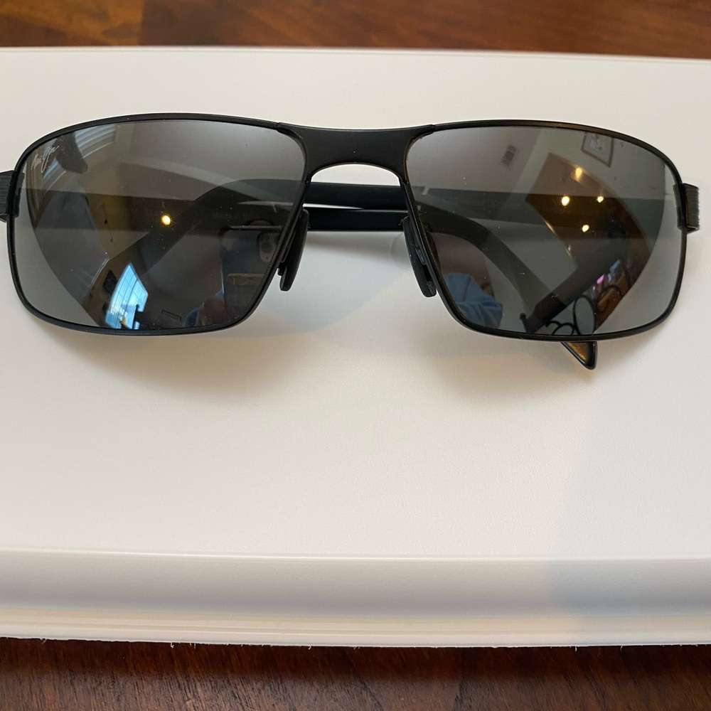 Maui Jim Mens Polarized Sunglasses